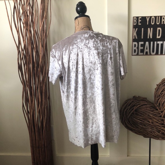 Polly Esther Taupe crushed velvet hi low top - Picture 3 of 6